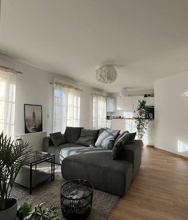 Le Nid Champenois Apartment Reims Bagian luar foto