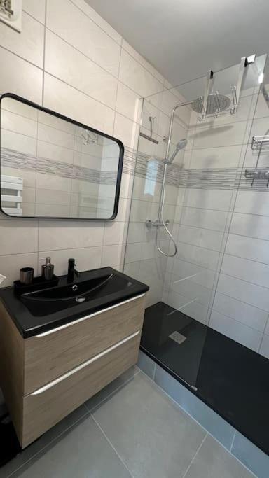 Le Nid Champenois Apartment Reims Bagian luar foto