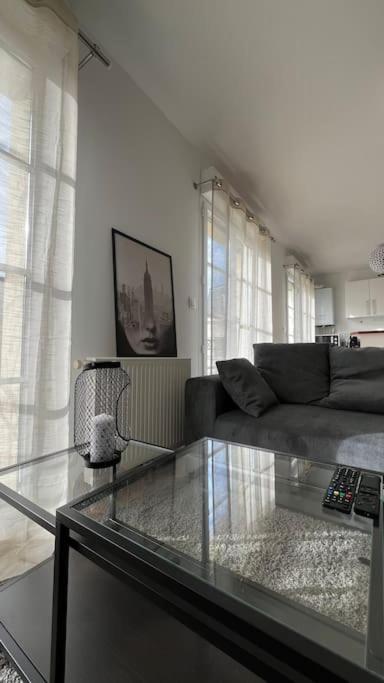 Le Nid Champenois Apartment Reims Bagian luar foto